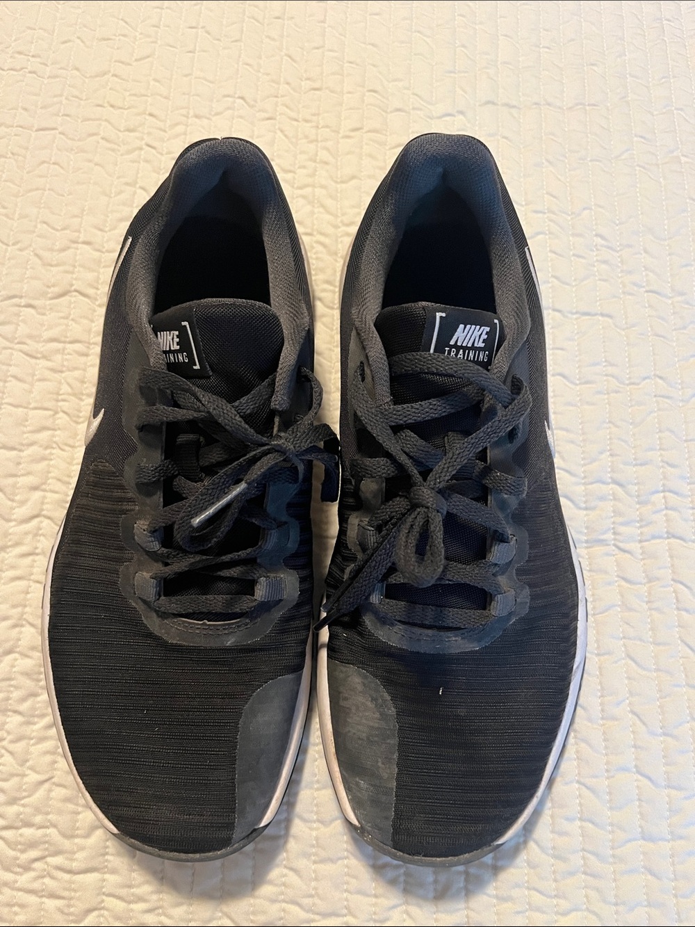 Nike Men's Black and White Training Sneakers